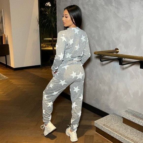 Madelynn Grey Star Print Jogger Lounge Set - Picture 10 of 13